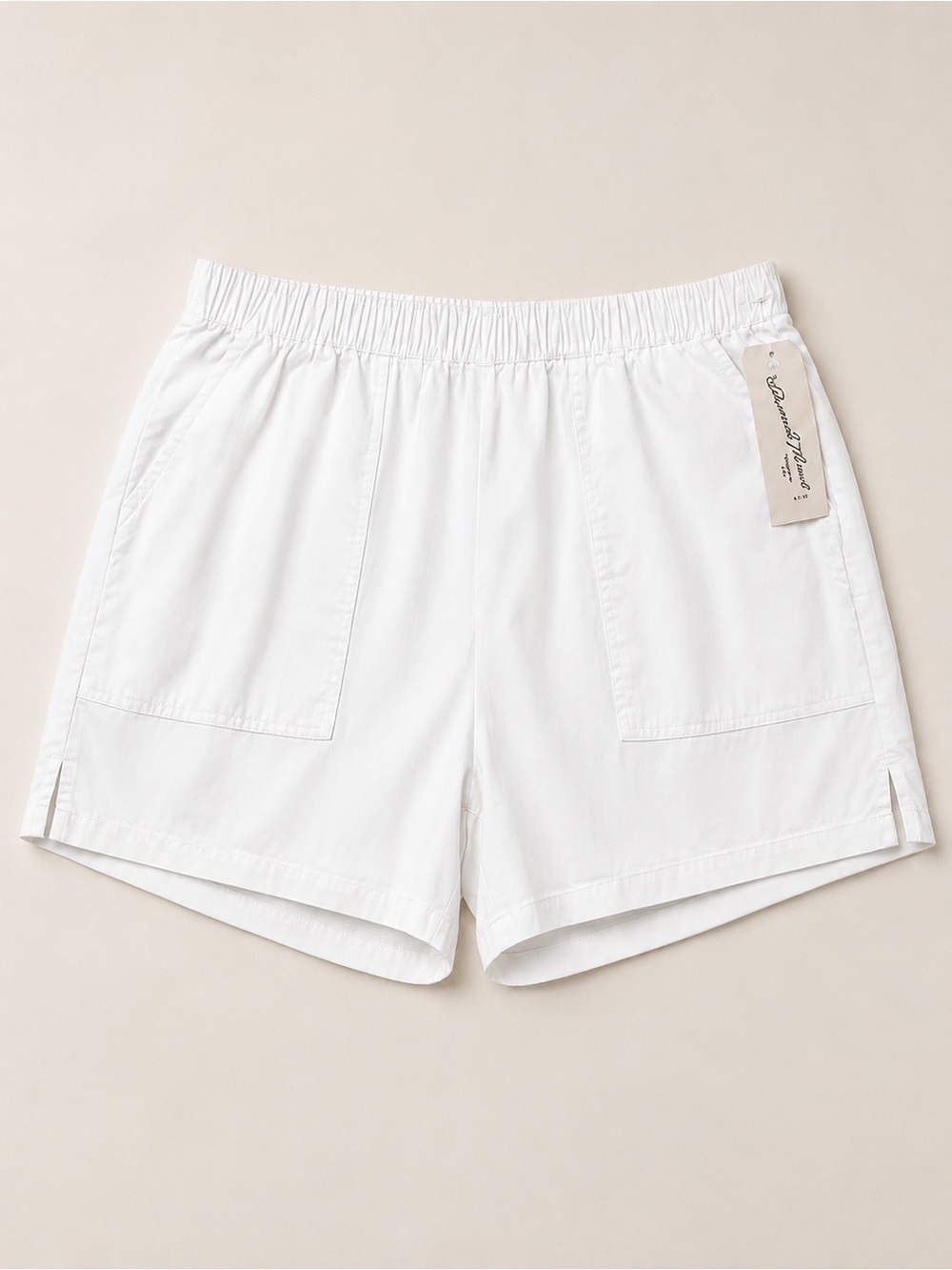Universal Thread White Linen Blend Shorts – Size Medium – NWT